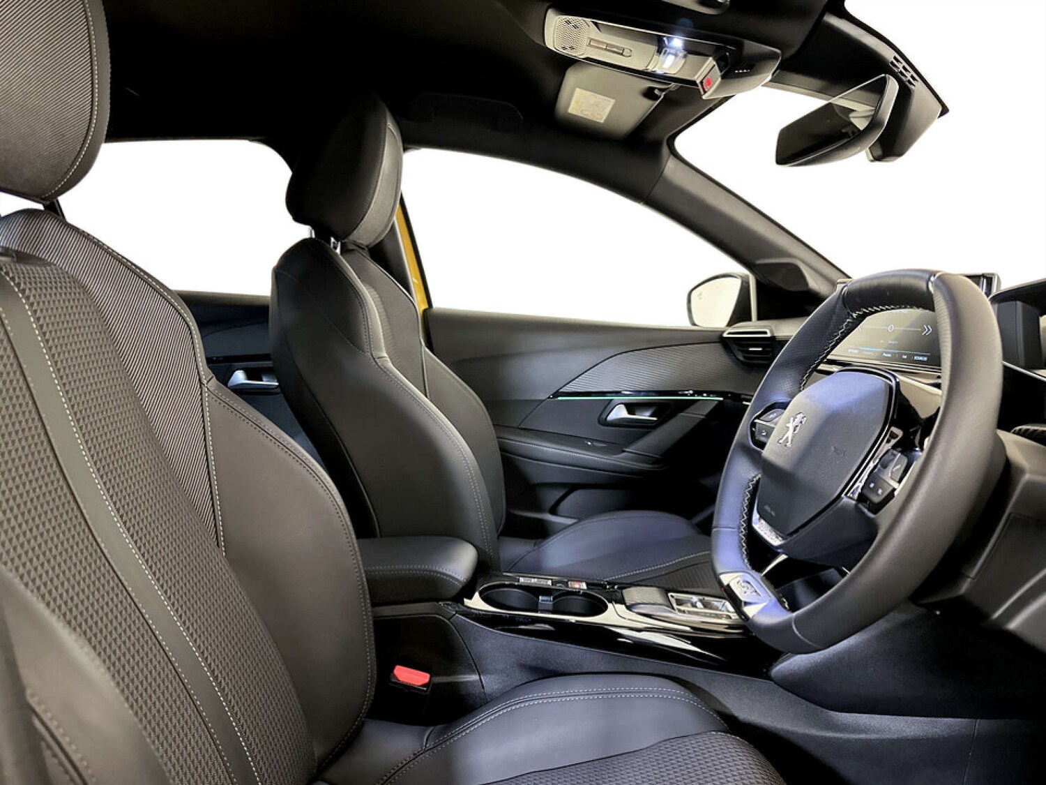 Used Peugeot 208 2023 for sale - 77609459: Photo 13