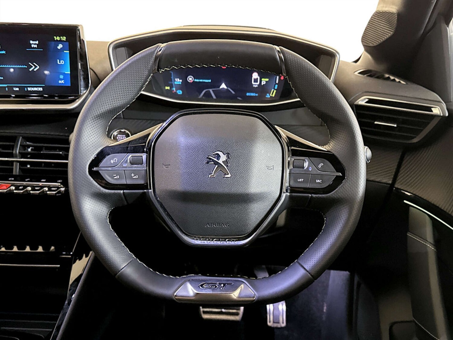 Used Peugeot 208 2023 for sale - 77609459: Photo 16