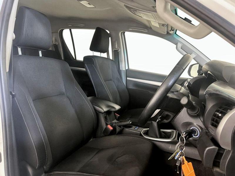 Used Toyota Hilux 2021 for sale - 76302649: Photo 13