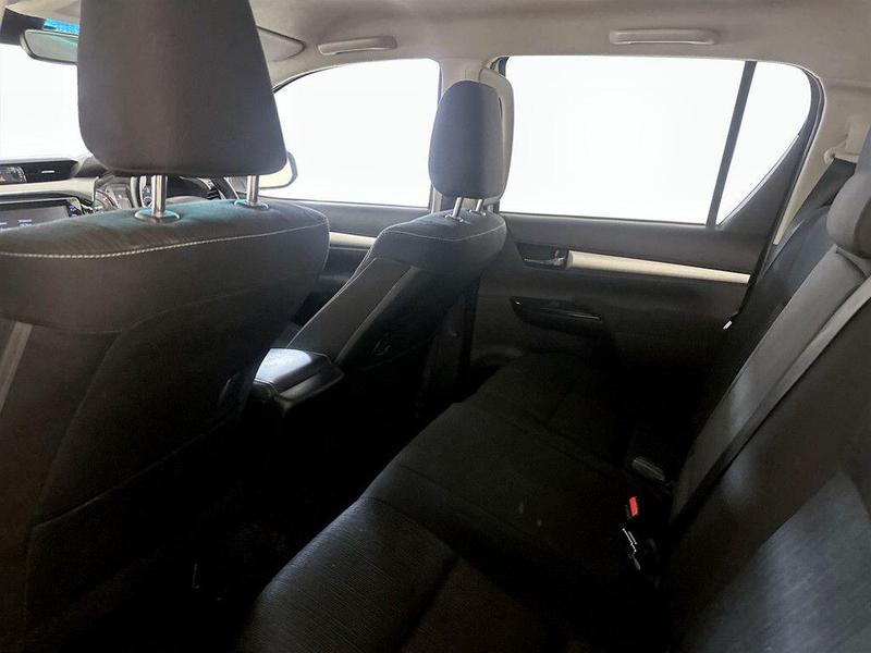 Used Toyota Hilux 2021 for sale - 76302649: Photo 14