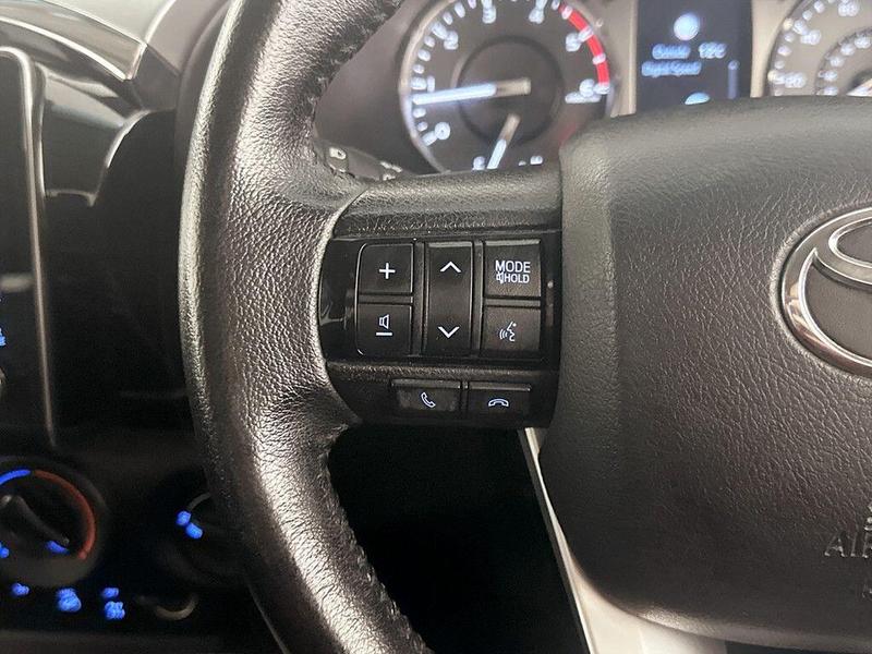 Used Toyota Hilux 2021 for sale - 76302649: Photo 18