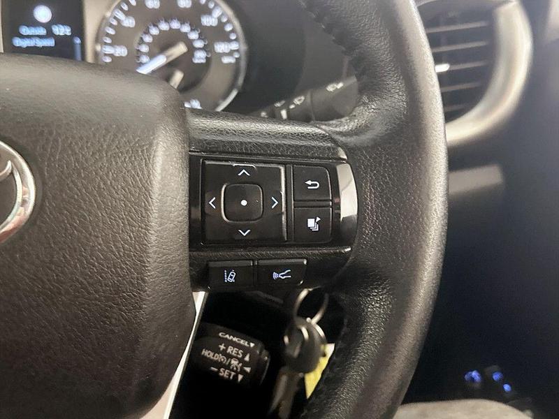 Used Toyota Hilux 2021 for sale - 76302649: Photo 20