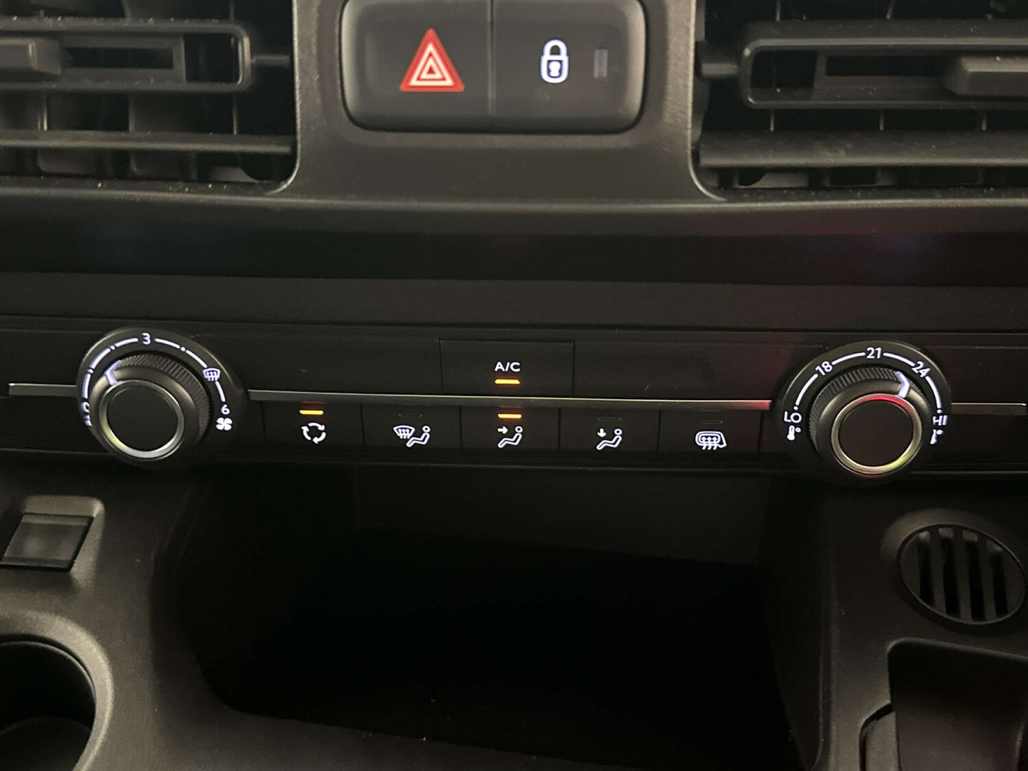 Used Vauxhall Combo 2021 for sale - 78083443: Photo 25