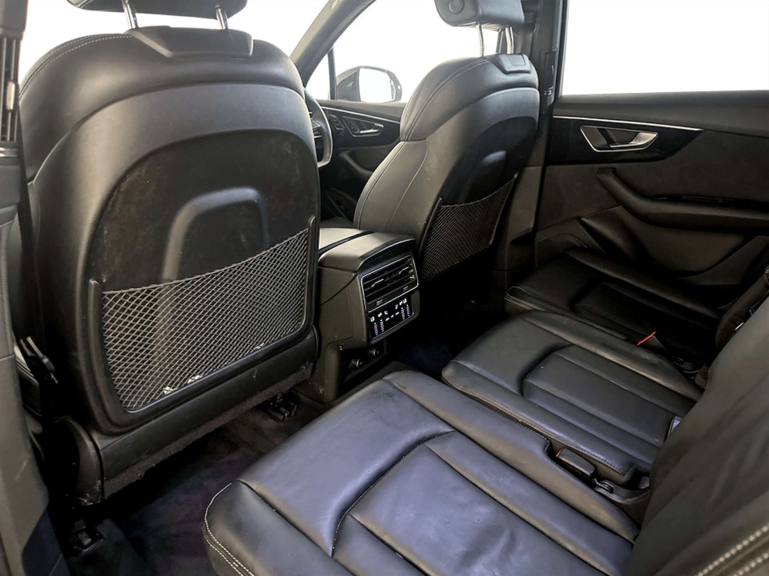 Used Audi Q7 2023 for sale - 77184950: Photo 15