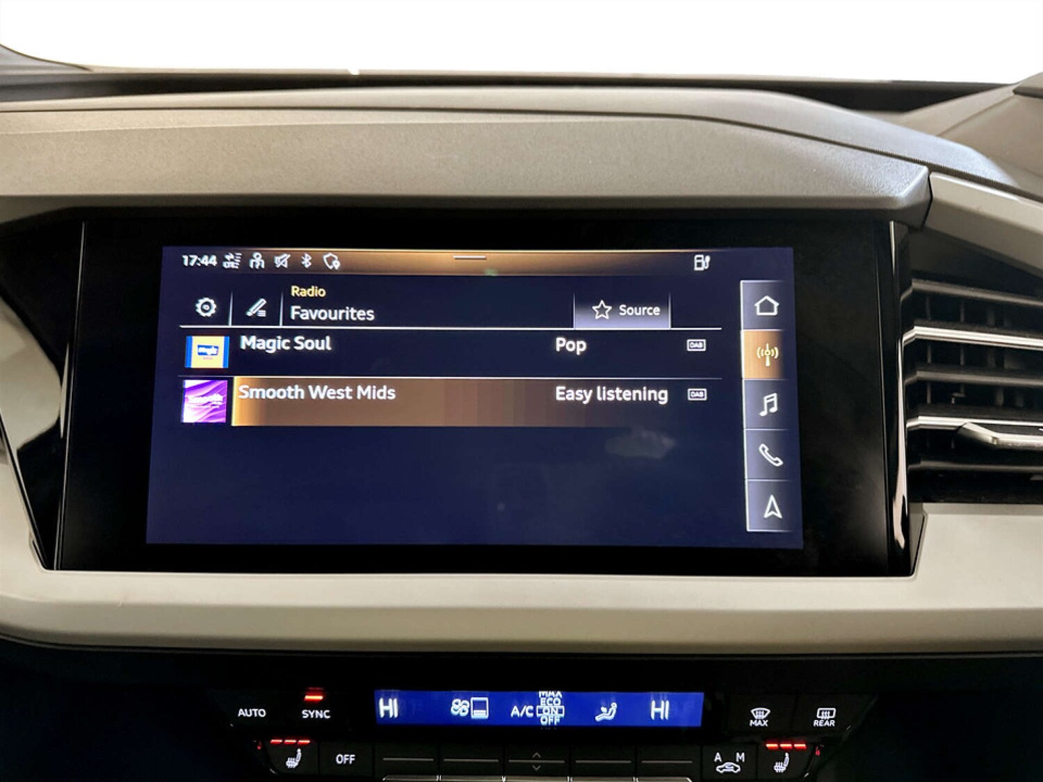 Used Audi Q4 e-tron 2022 for sale - 77590626: Photo 24