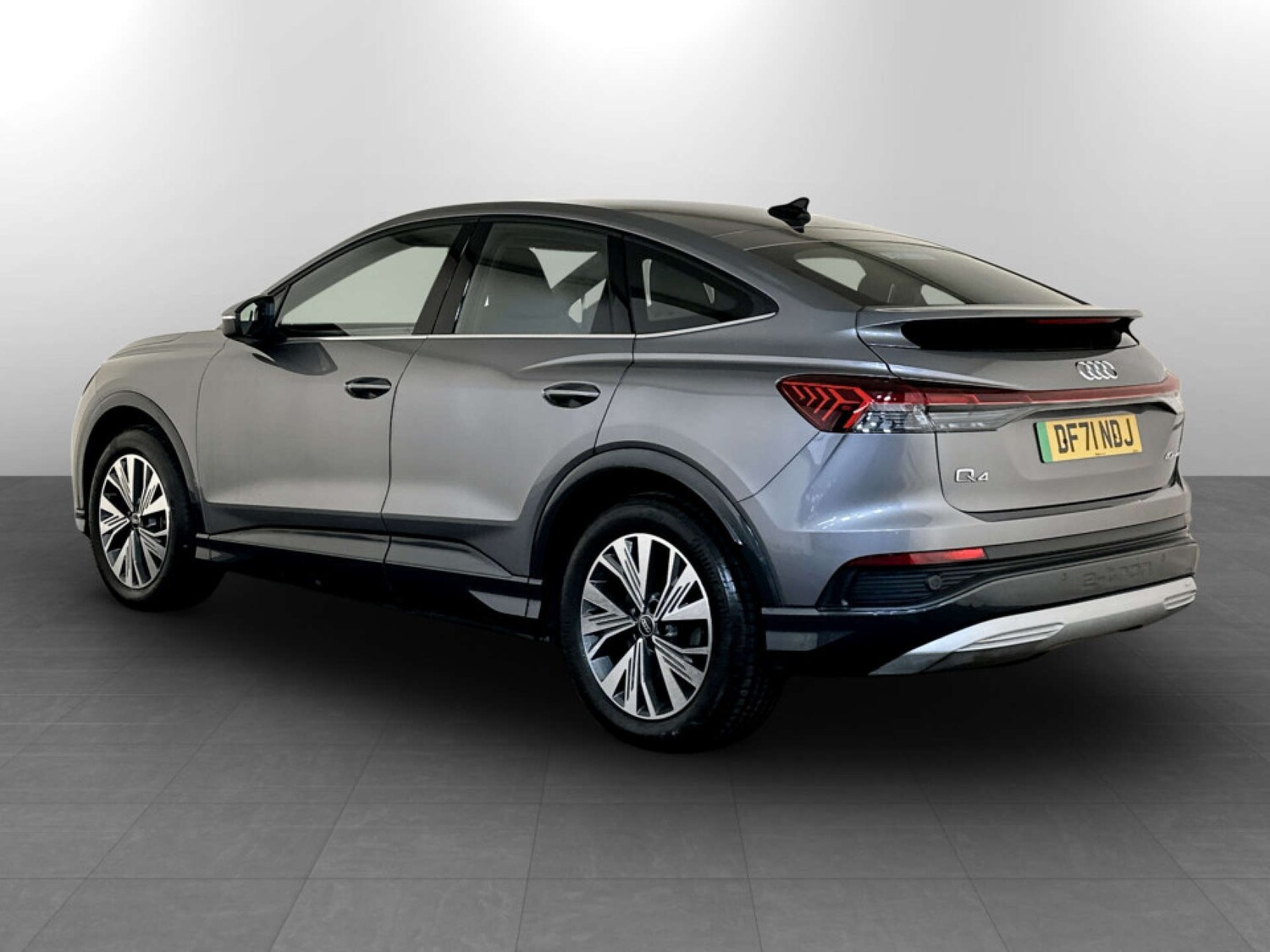 Used Audi Q4 e-tron 2022 for sale - 77590626: Photo 8