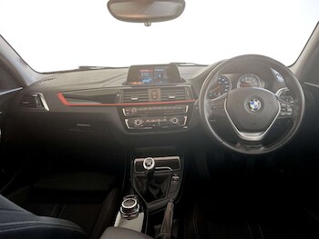 Used BMW 1 Series 2018 for sale - 77383421: Photo