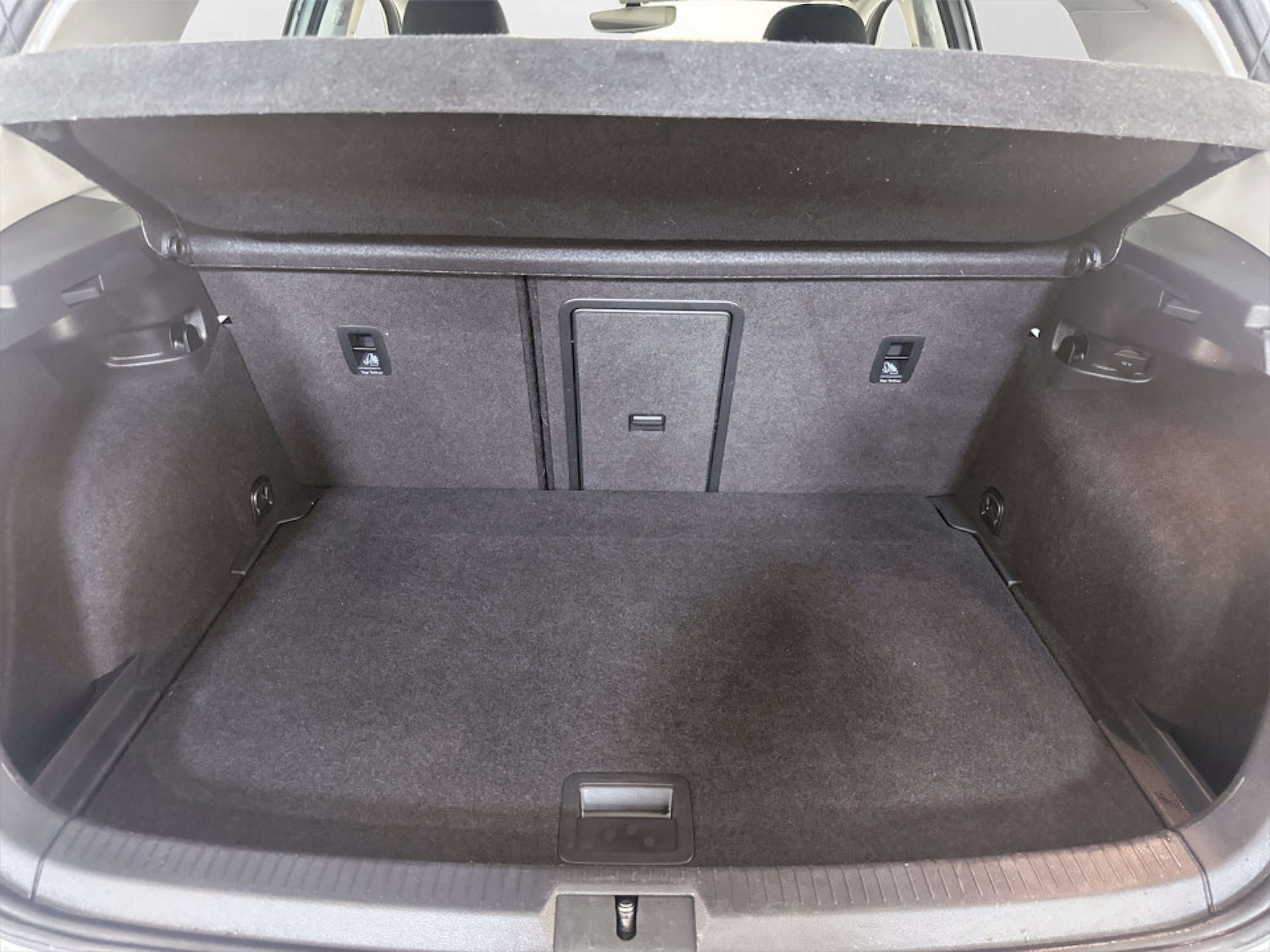 Used Volkswagen Golf 2020 for sale - 77185022: Photo 15