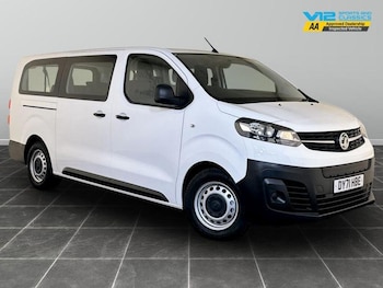 Vauxhall - Vivaro Life