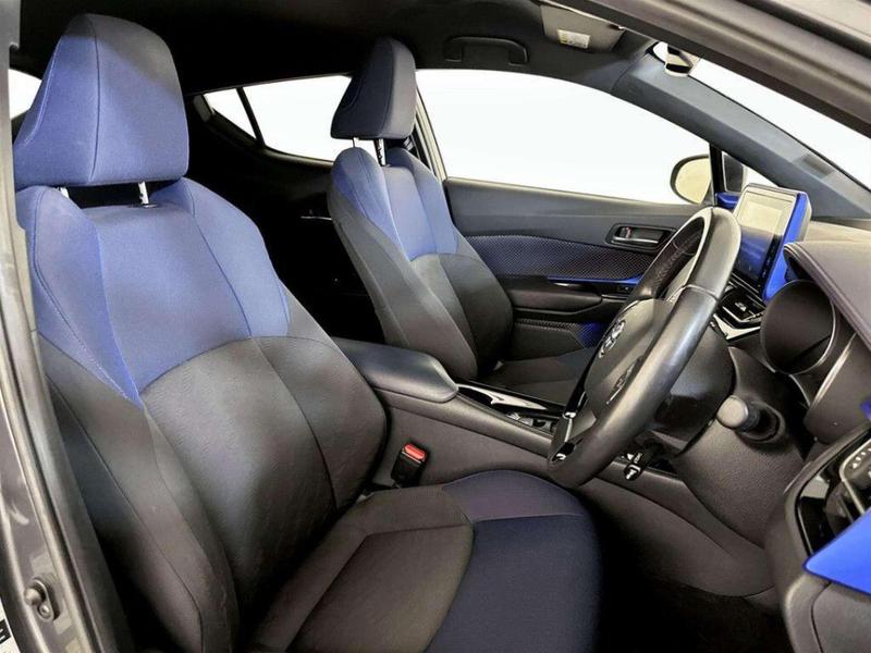Used Toyota C-HR for sale - 76825882: Photo 13