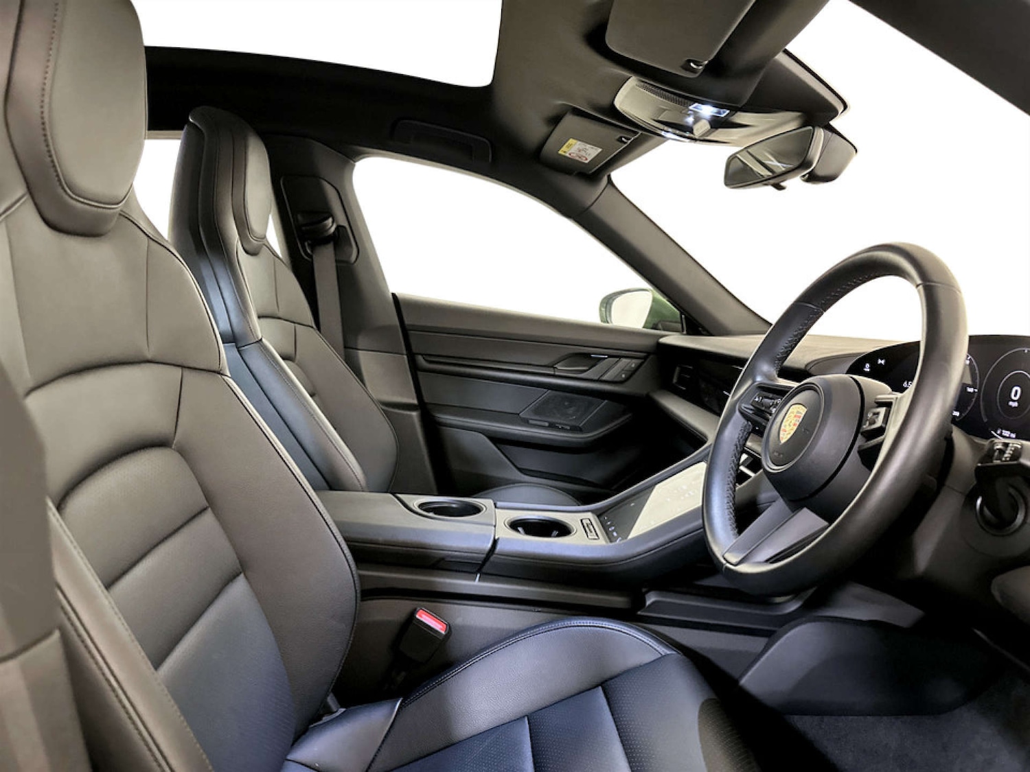 Used Porsche Taycan 2022 for sale - 77211814: Photo 14