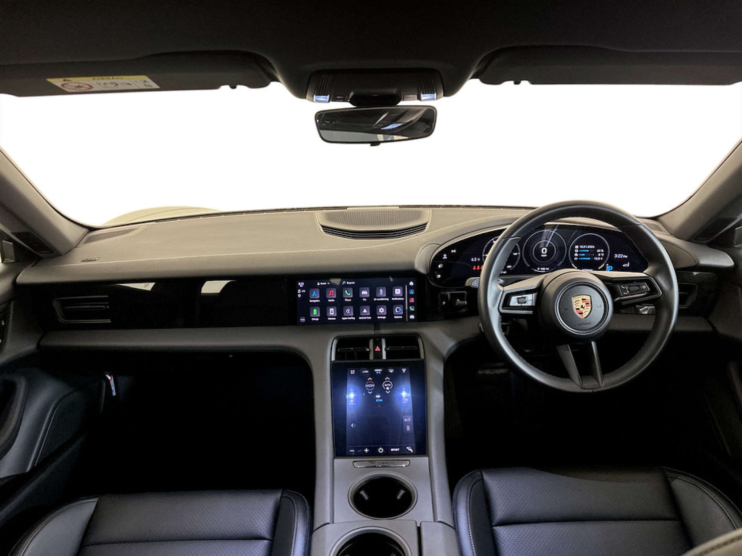 Used Porsche Taycan 2022 for sale - 77211814: Photo 4