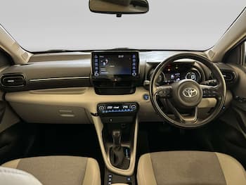 Used Toyota Yaris 2021 for sale - 79841816: Photo