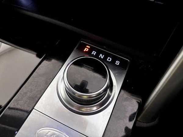 Used Land Rover Discovery 2019 for sale - 76104688: Photo 25