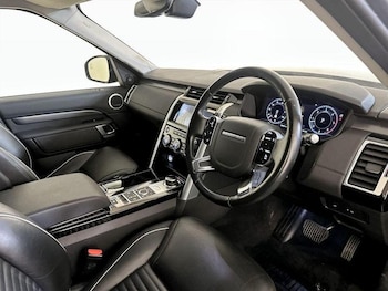 Used Land Rover Discovery 2019 for sale - 76104688: Photo