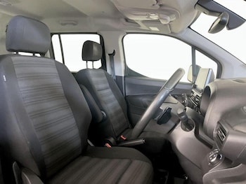 Used Vauxhall Combo Life 2021 for sale - 76241168: Photo