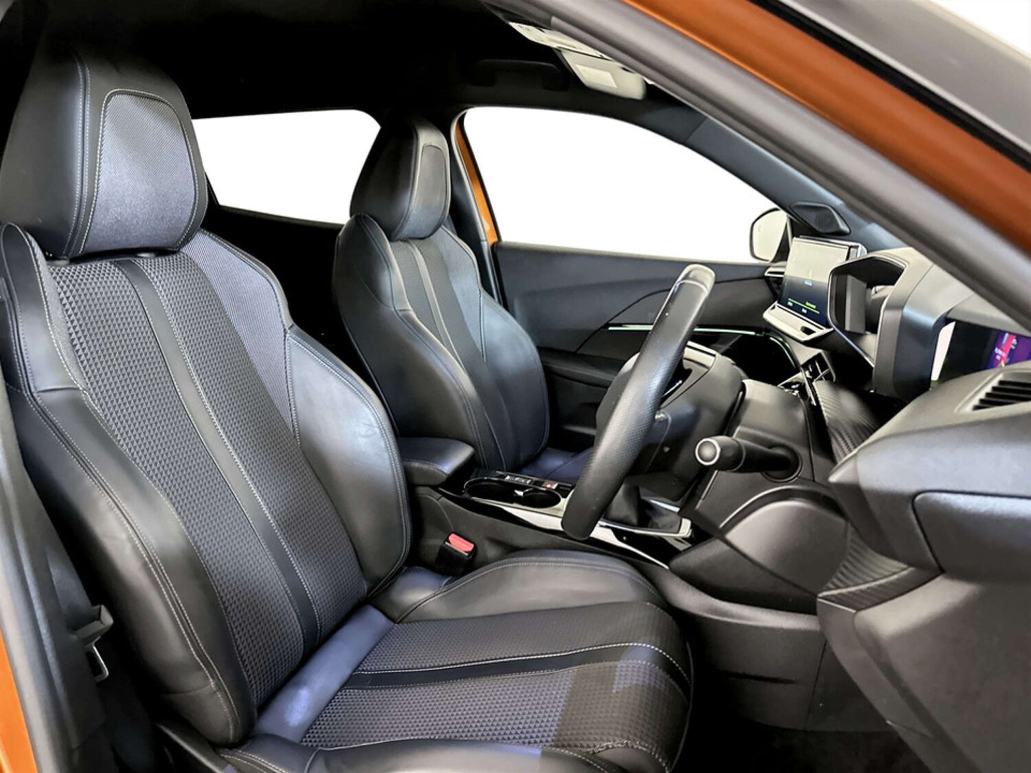 Used Peugeot 2008 2021 for sale - 77591978: Photo 13