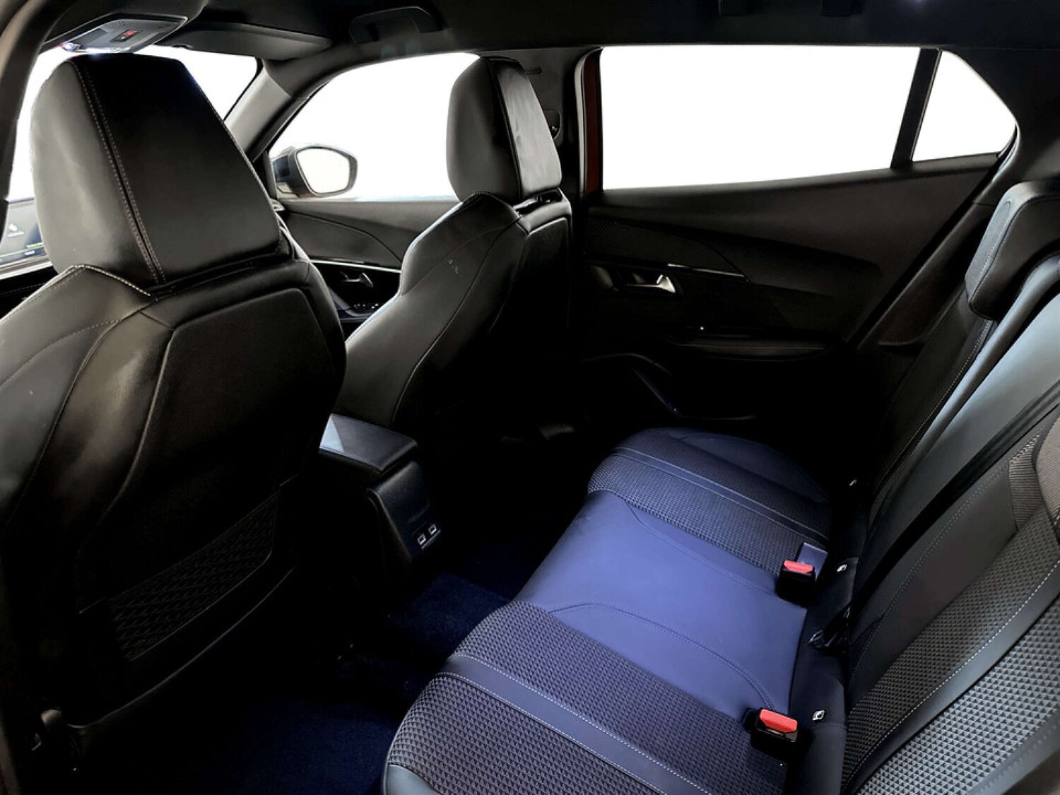 Used Peugeot 2008 2021 for sale - 77591978: Photo 14