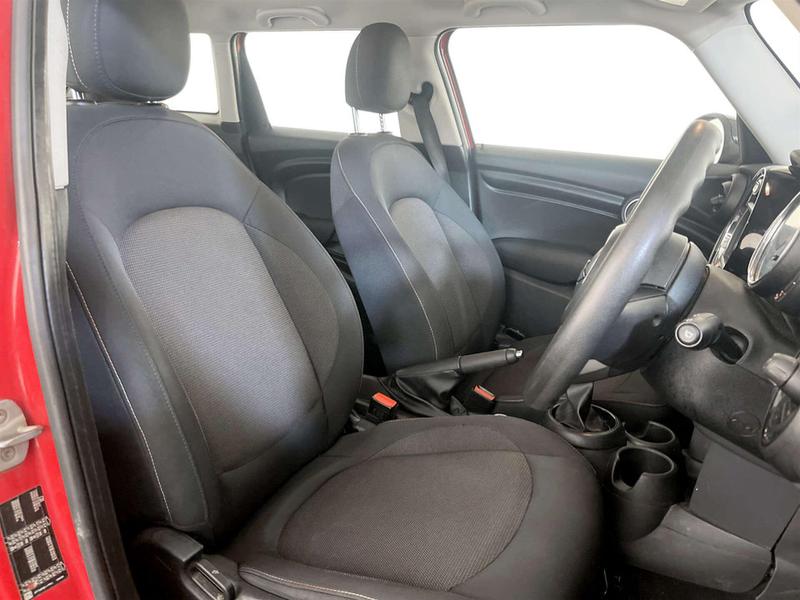 Used MINI Hatch 2018 for sale - 77077088: Photo 13