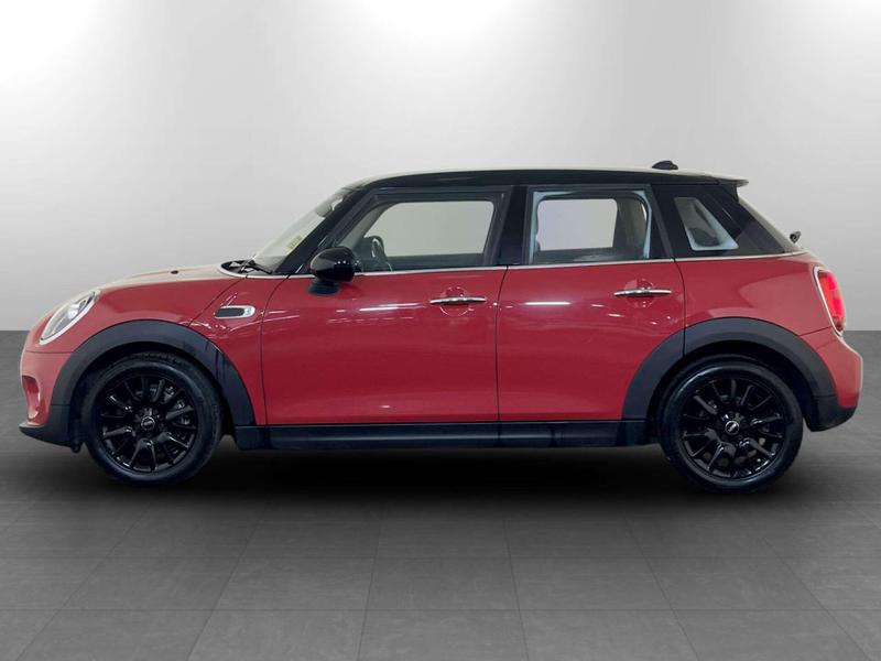 Used MINI Hatch 2018 for sale - 77077088: Photo 7
