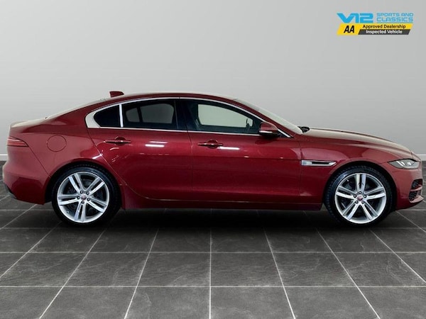 Used Jaguar XE 2020 for sale - 75712116: Photo 11