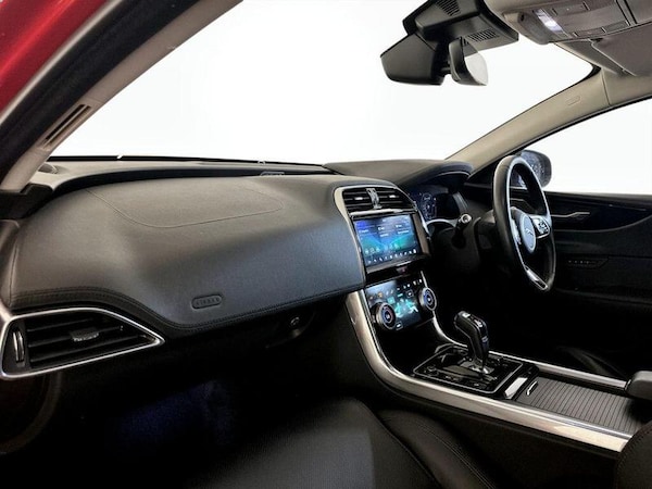 Used Jaguar XE 2020 for sale - 75712116: Photo 12