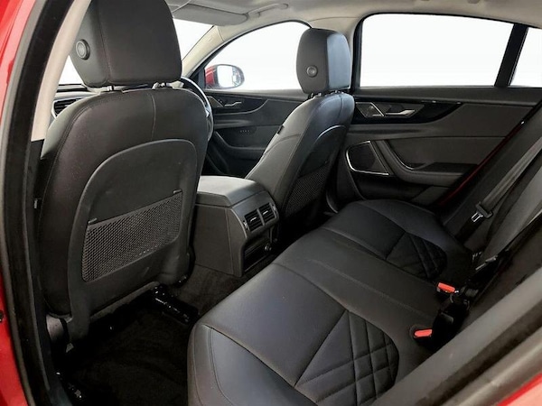 Used Jaguar XE 2020 for sale - 75712116: Photo 14