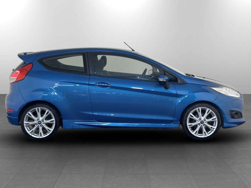 Used Ford Fiesta 2016 for sale - 77044789: Photo 11