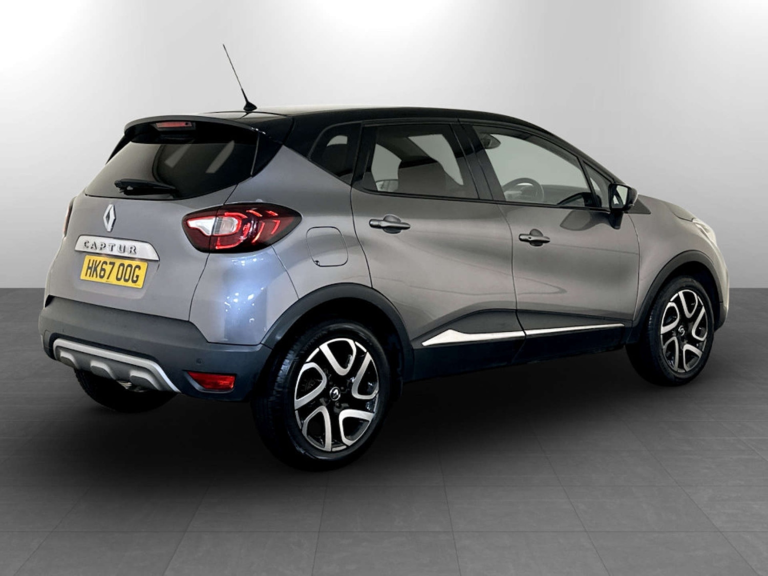 Used Renault Captur 2017 for sale - 77355509: Photo 10