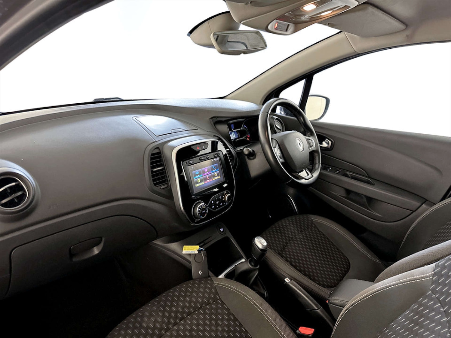 Used Renault Captur 2017 for sale - 77355509: Photo 12