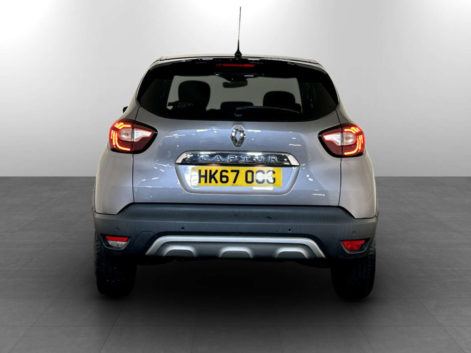 Used Renault Captur 2017 for sale - 77355509: Photo 9