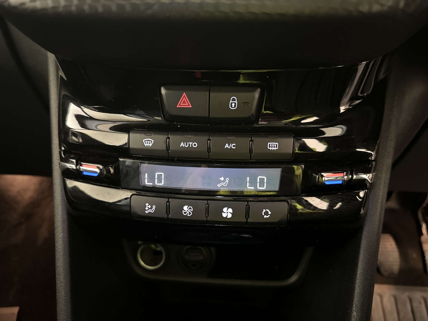 Used Peugeot 2008 2018 for sale - 78003735: Photo 23