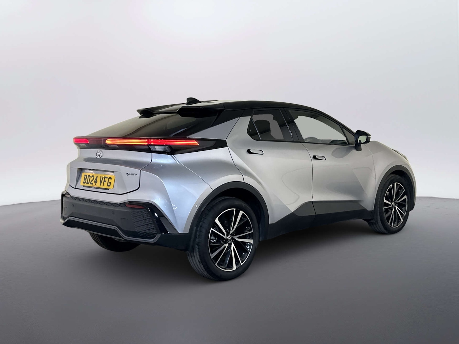 Used Toyota C-HR 2024 for sale - 77953343: Photo 10