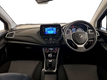 Used Suzuki SX4 S-Cross 2023 for sale - 77326120: Photo