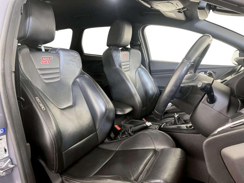 Used Ford Focus 2017 for sale - 77157307: Photo 13