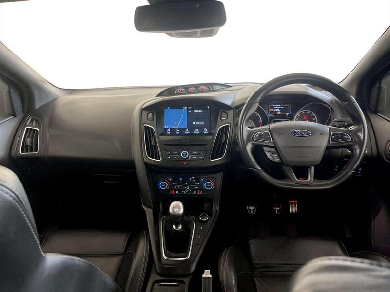 Used Ford Focus 2017 for sale - 77157307: Photo 3