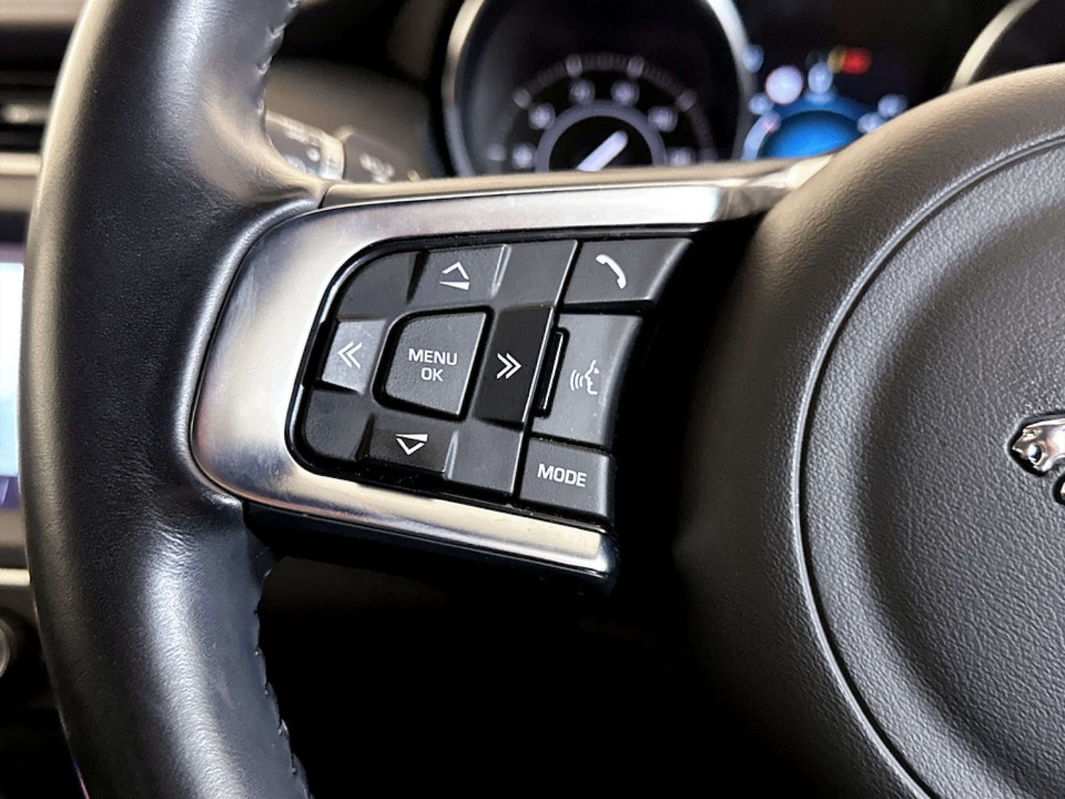 Used Jaguar E-Pace 2019 for sale - 77185097: Photo 17