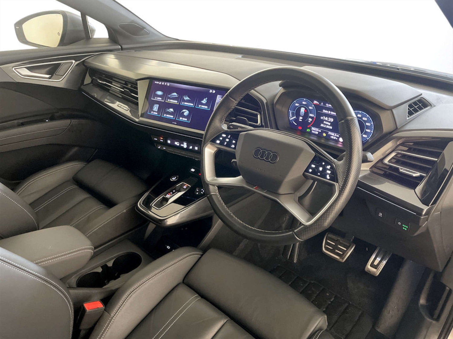 Used Audi Q4 e-tron 2022 for sale - 77618858: Photo 15