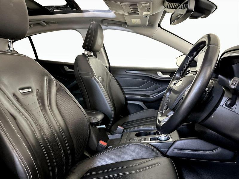 Used Ford Focus 2019 for sale - 76641041: Photo 13