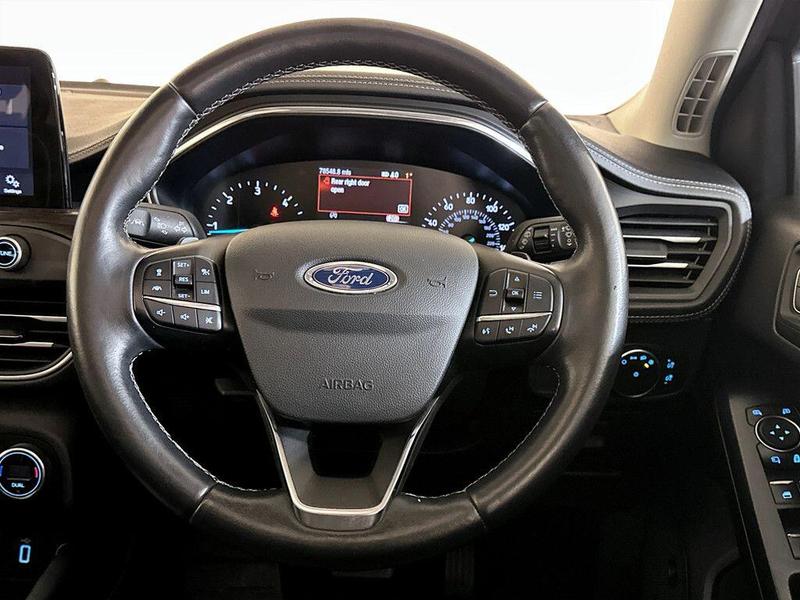 Used Ford Focus 2019 for sale - 76641041: Photo 16