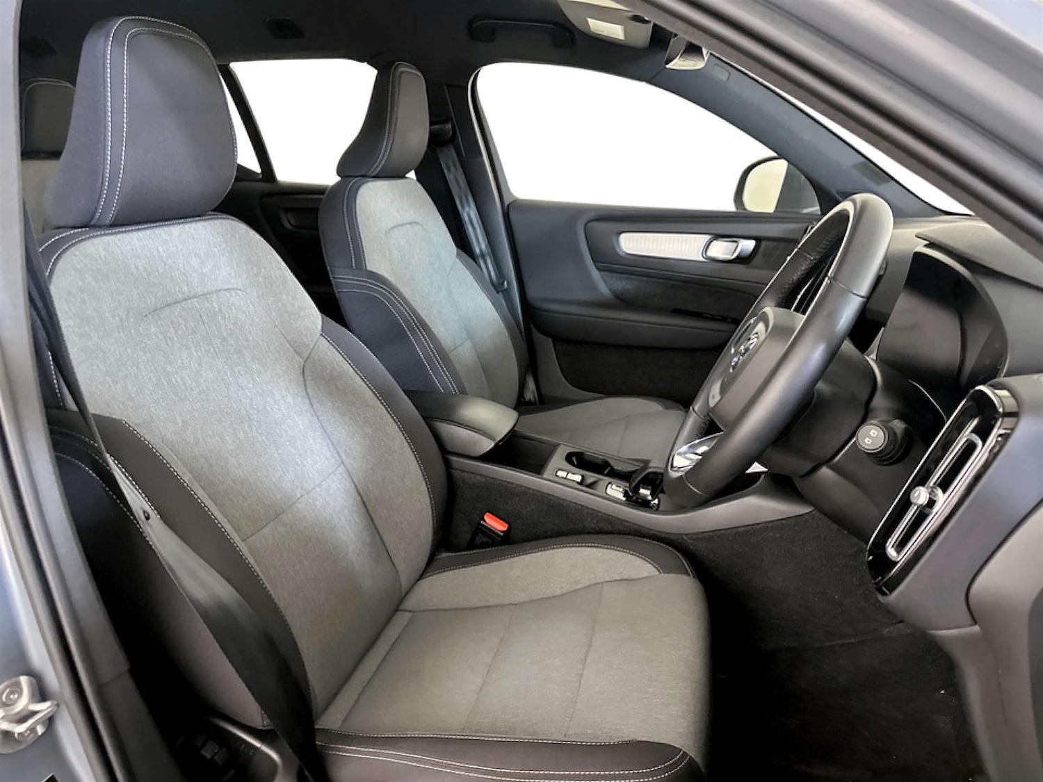 Used Volvo XC40 2022 for sale - 77249259: Photo 13