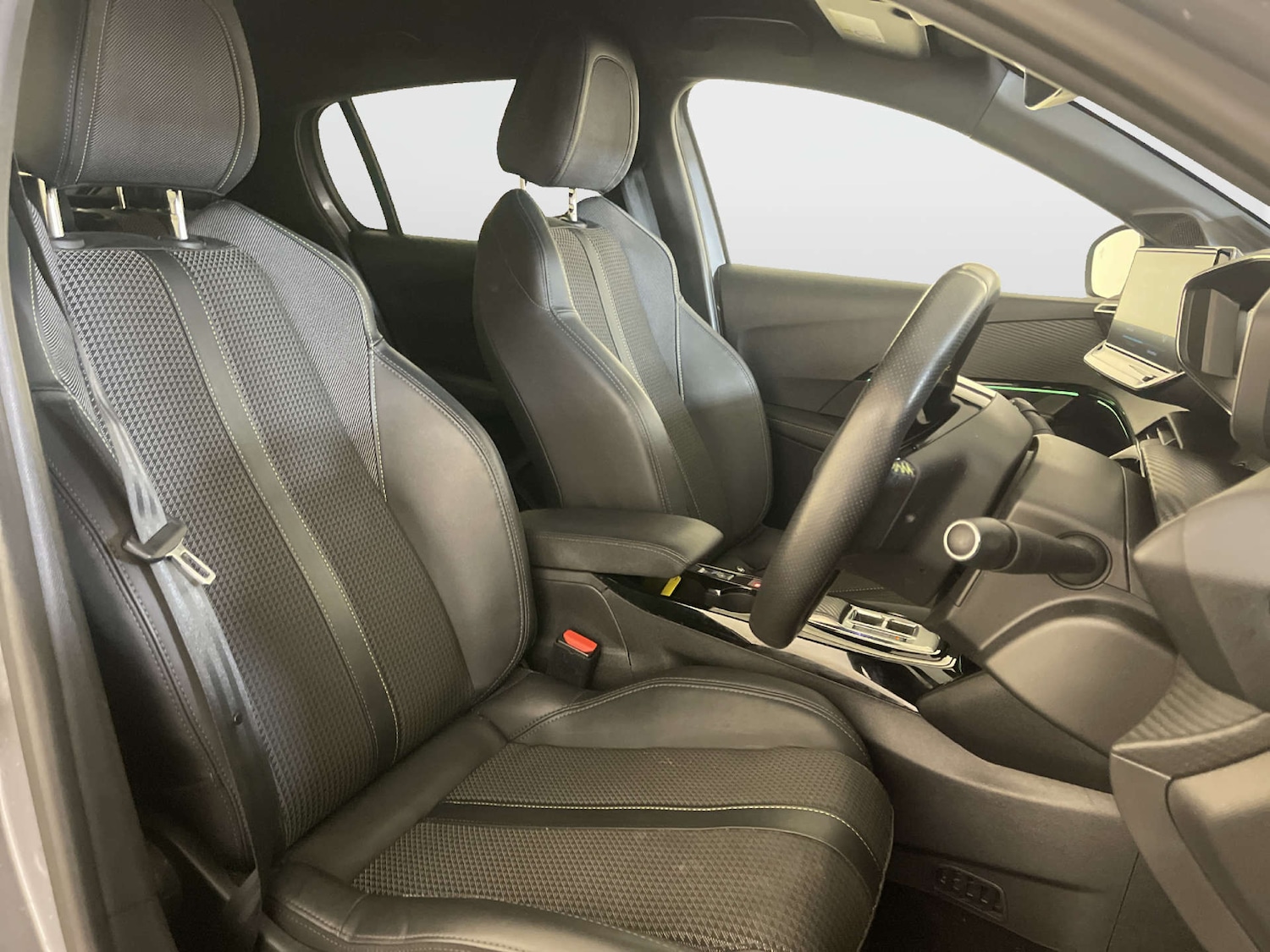 Used Peugeot 208 2023 for sale - 78045023: Photo 13