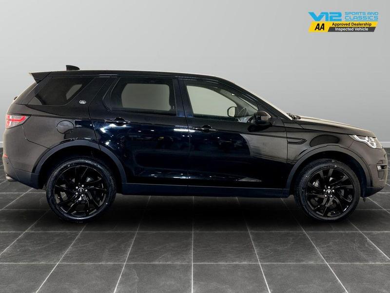 Used Land Rover Discovery Sport 2018 for sale - 76653393: Photo 11