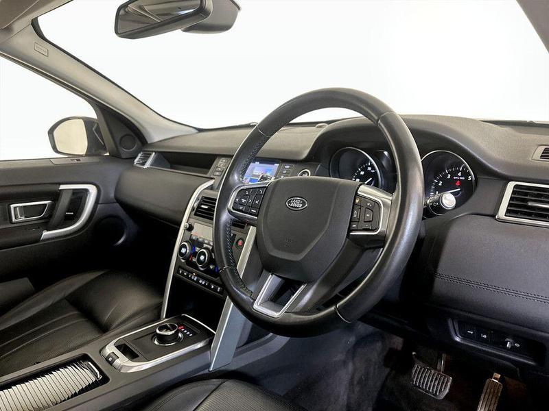 Used Land Rover Discovery Sport 2018 for sale - 76653393: Photo 16