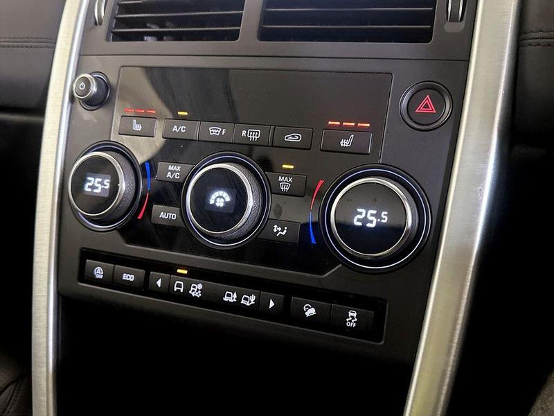 Used Land Rover Discovery Sport 2018 for sale - 76653393: Photo 26