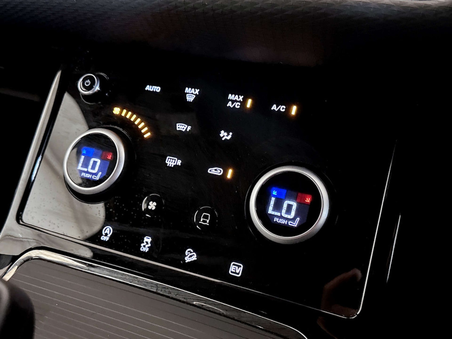 Used Land Rover Range Rover Evoque 2022 for sale - 77370968: Photo 26