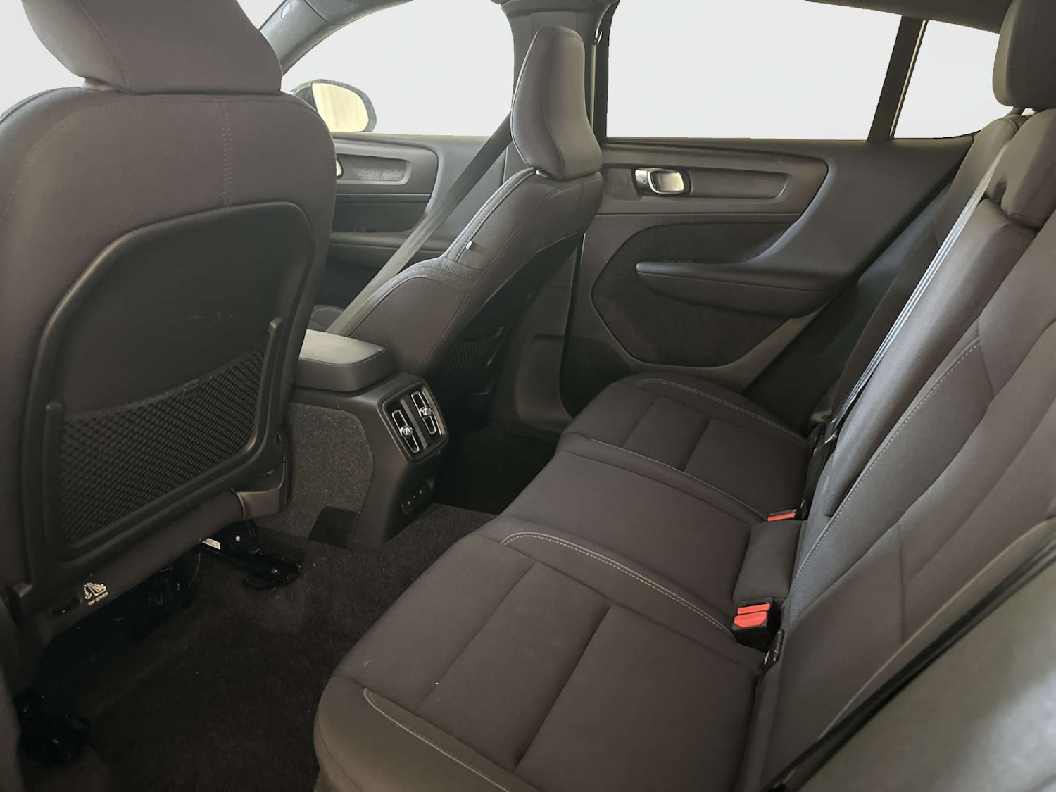 Used Volvo C40 2023 for sale - 77968978: Photo 14