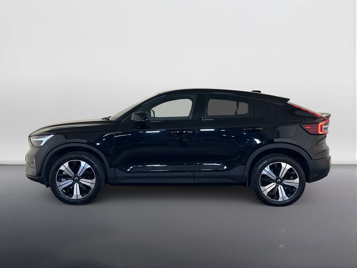 Used Volvo C40 2023 for sale - 77968978: Photo 7