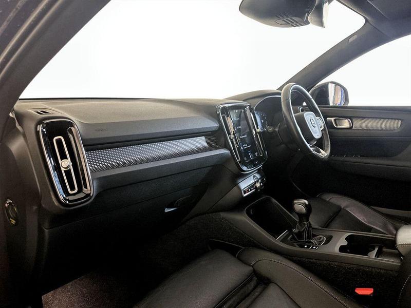 Used Volvo XC40 for sale - 76467749: Photo 12