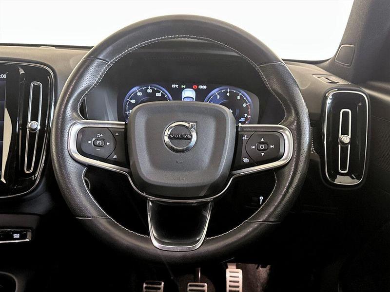 Used Volvo XC40 for sale - 76467749: Photo 16